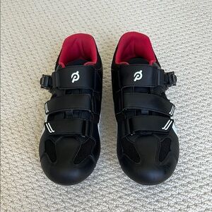 Peloton Men’s Black Cycling Shoes with Red Liner
